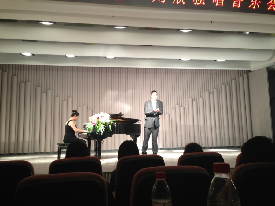 五四师生音乐会演出彩排7 (1).jpg